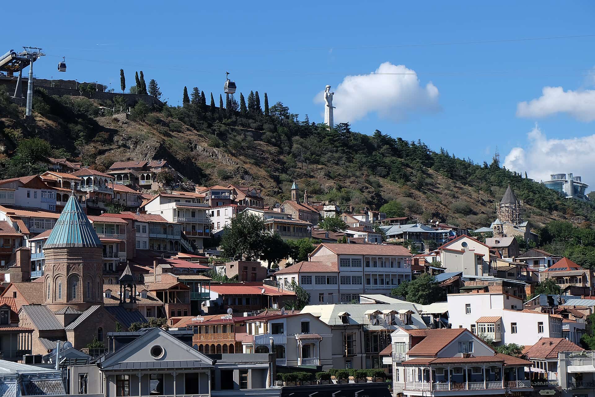 Tbilissi, vue vers Kartlis Deda